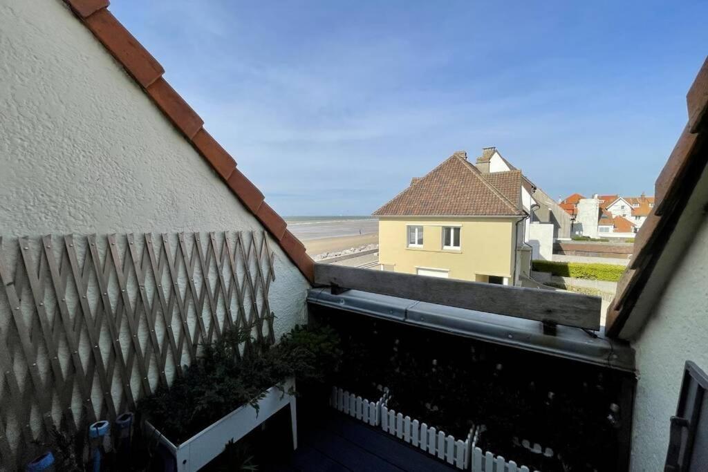 Duplex Avec Jacuzzi Vue Imprenable Sur La Baie De Wissantアパートメント エクステリア 写真