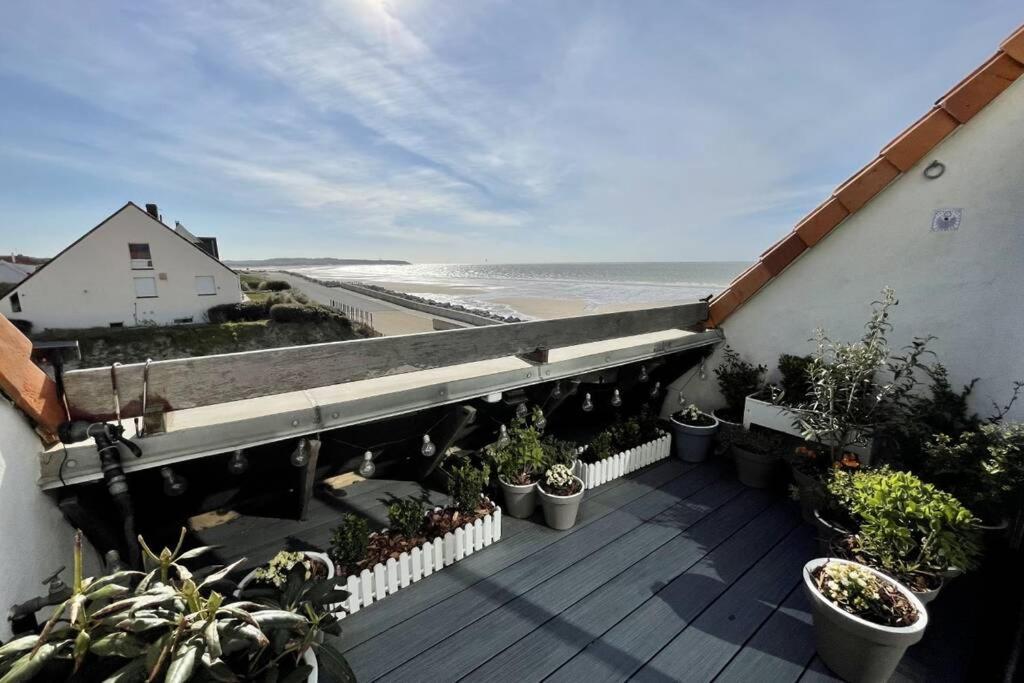 Duplex Avec Jacuzzi Vue Imprenable Sur La Baie De Wissantアパートメント エクステリア 写真